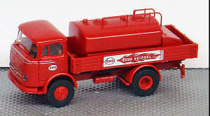MB LP 328 mit Tank Esso Heizöl