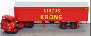 MB LPS 338 Koffersattelzug Circus Krone