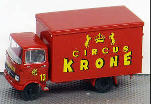 MB LP 608 Koffer-LKW Circus Krone