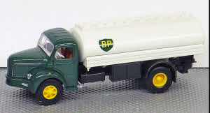 Berliet GLR 8 Tank-LKW BP
