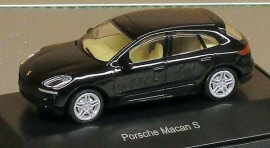 sch87_porschemacan_schwarz_g